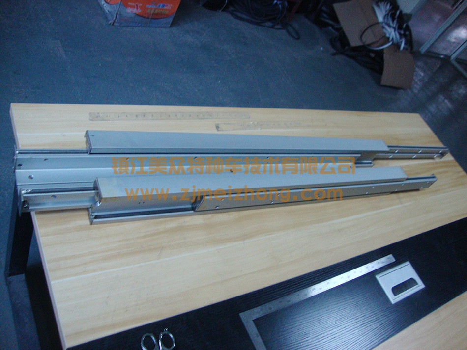 �a(ch��n)Ʒ�б�